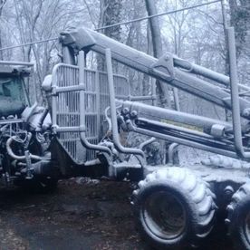 Traktor mit Ladefläche